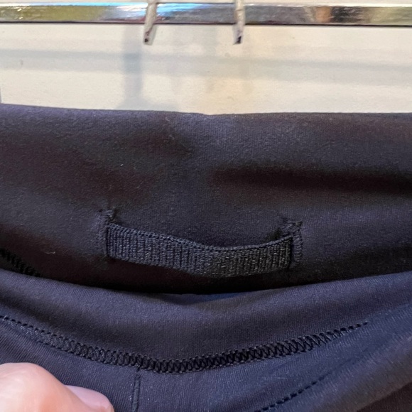 Lululemon align black leggings size 4 28” - Picture 10 of 10